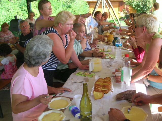 2006-09-14-GERONTOLOGIE-REPAS DE RENTREE-02.jpg